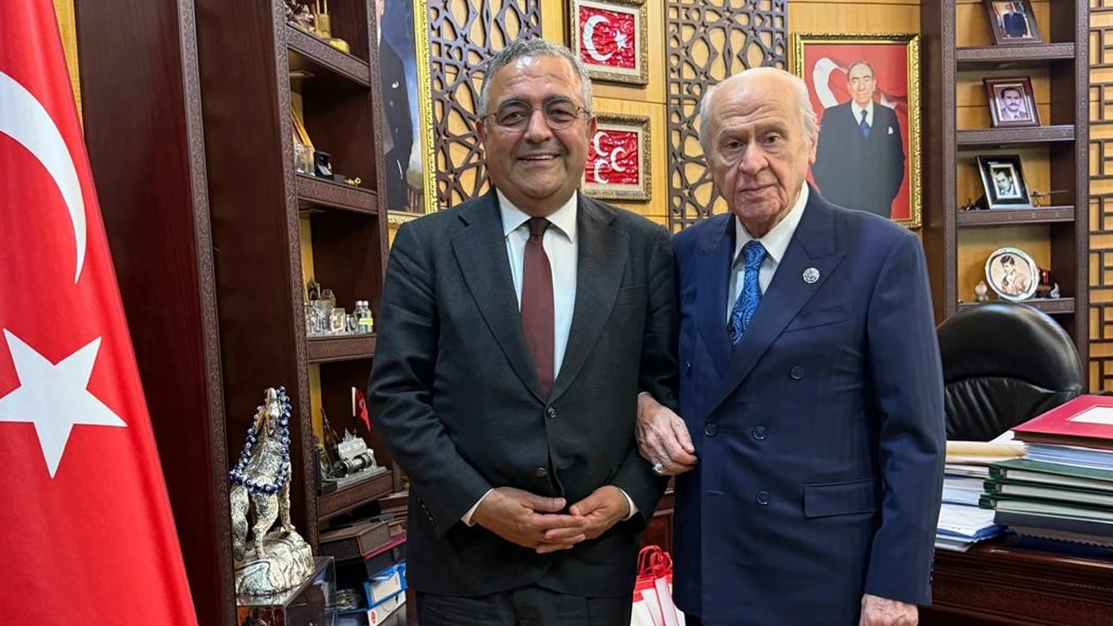 MHP Lideri Bahçeli, Diyarbakır Milletvekili Tanrıkulu ile bir araya geldi