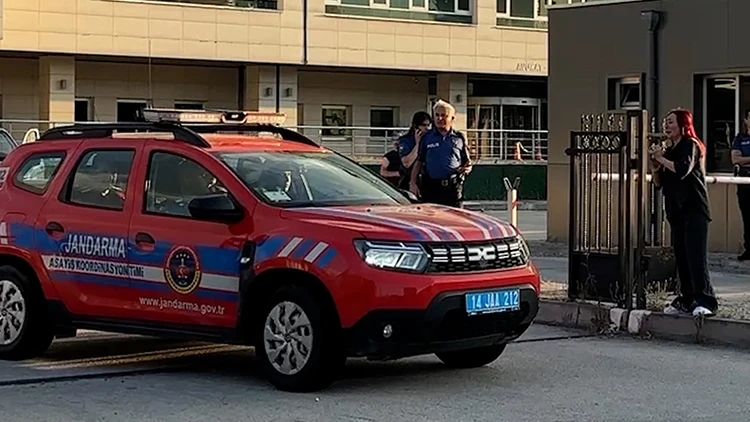 Bolu Belediyesi’ne ‘zimmet’ operasyonu: Özel Kalem Müdürü tutuklandı