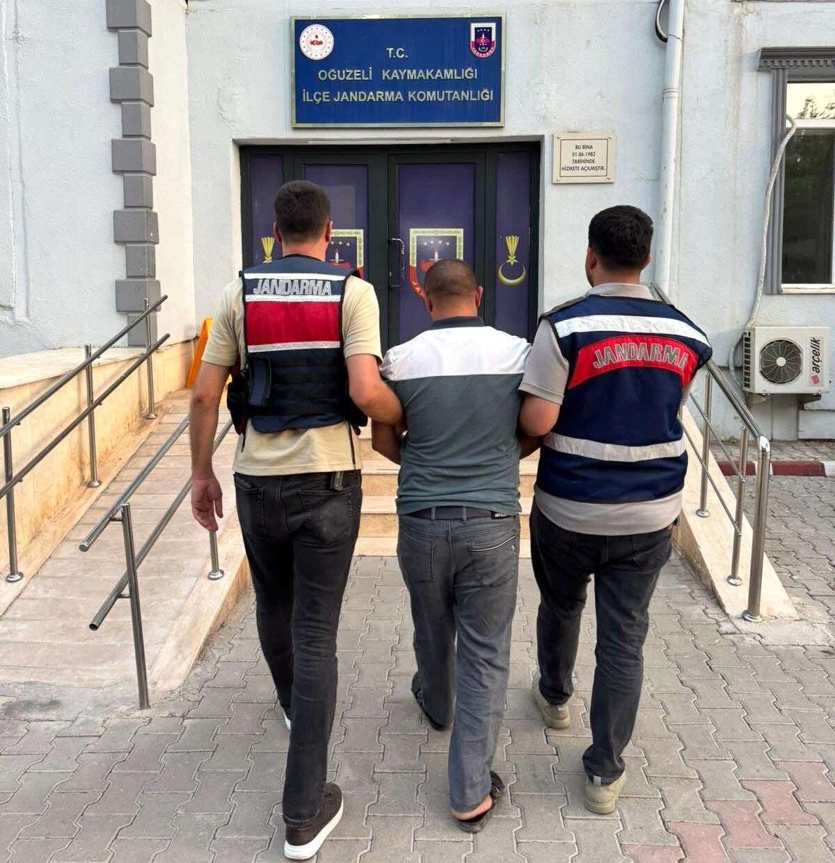 Kesinleşmiş 30 yıl cezayla aranan şahıs yakalandı
