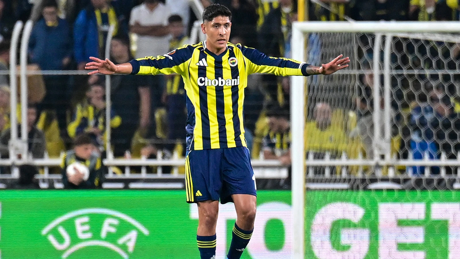 Fenerbahçe'den ayrılan Edson Alvarez, Bundesliga yolcusu