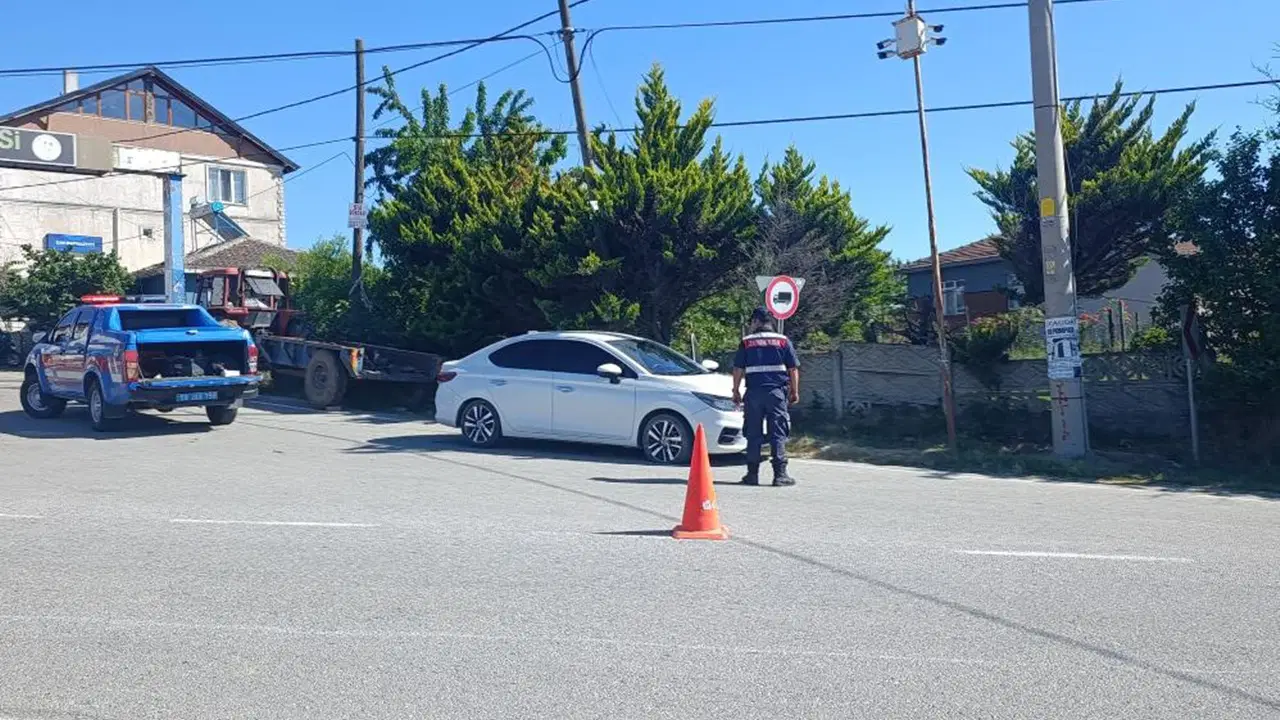 Otomobilde başından vurulmuş halde bulundu: Yaşam savaşını kaybetti