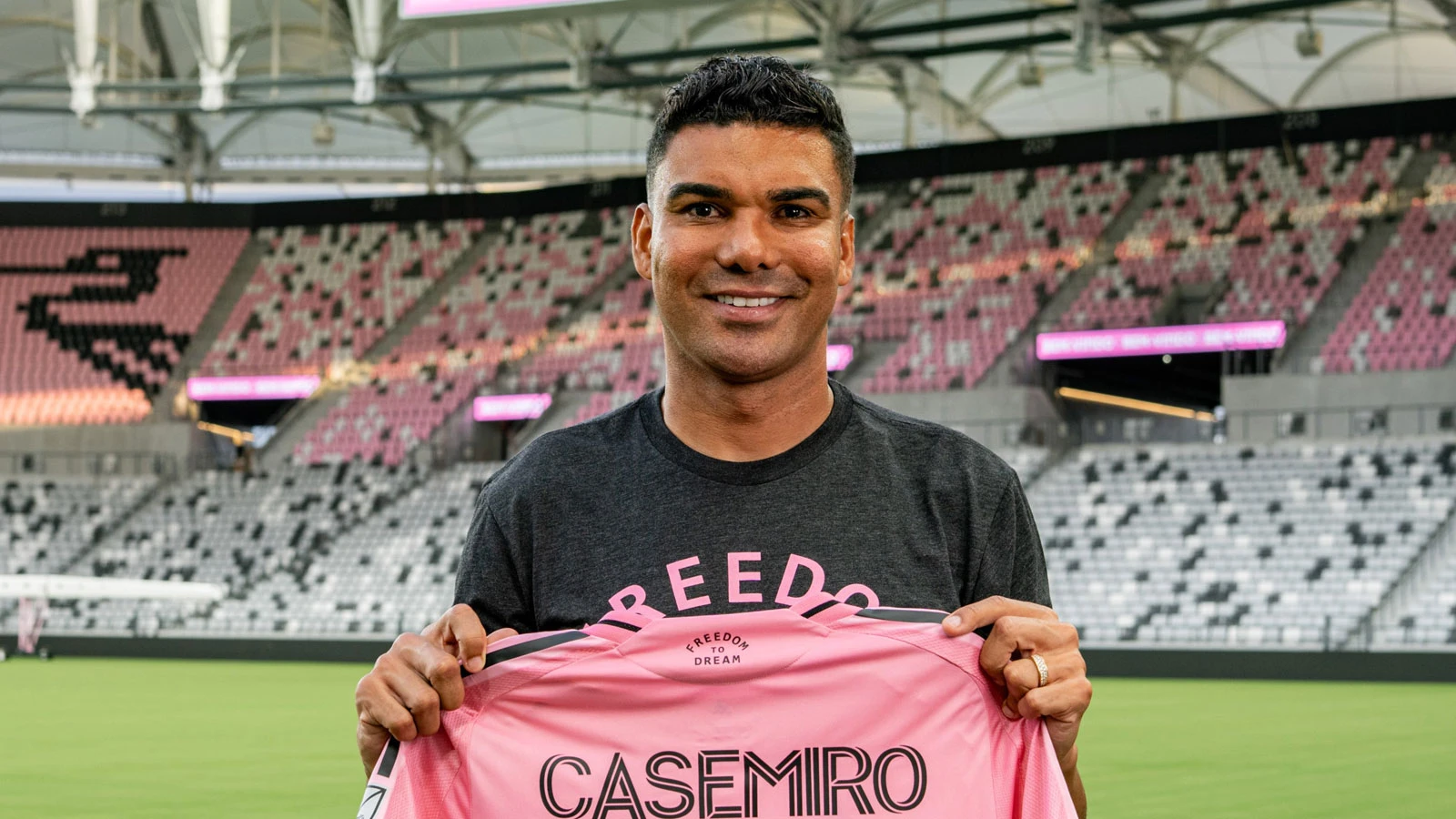 Bonservisi elinde olan Casemiro MLS'e gitti