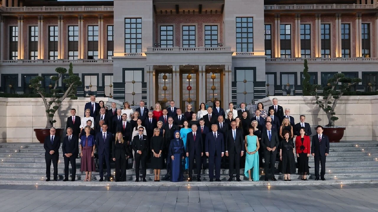 Ankara NATO Liderler Zirvesi'nden aile fotoğrafı