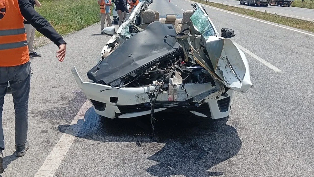 Yozgat'ta traktörle otomobil çarpıştı: 2 kişi yaralandı