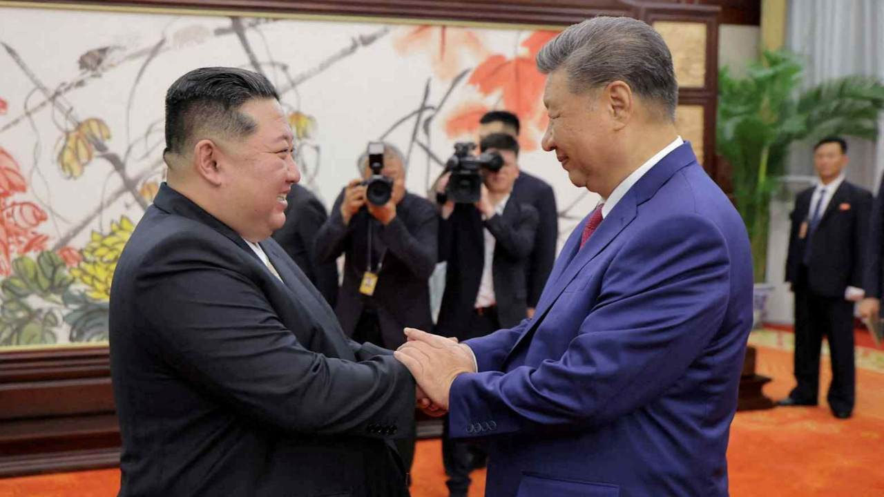 Xi Jinping 7 yıl sonra tekrar KDHC'de: 'İlişkilerde tarihi bir nokta'