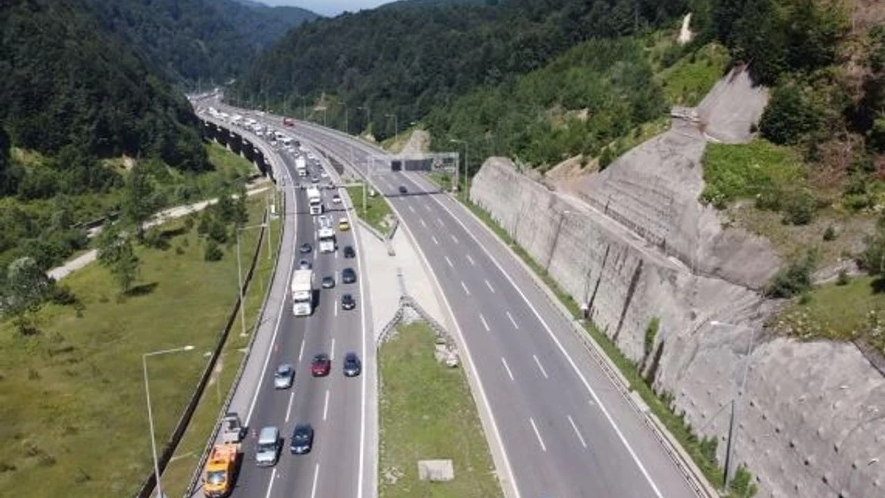 Anadolu Otoyolu'nun bir bölümü trafiğe kapanacak