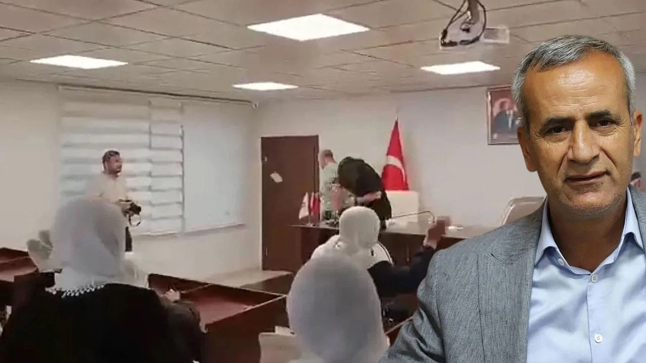 Çıplak görüntüleri başını yakmıştı: DEM Parti’li kadınlardan Zeyni İpek protestosu! Yumurta yağdırdılar