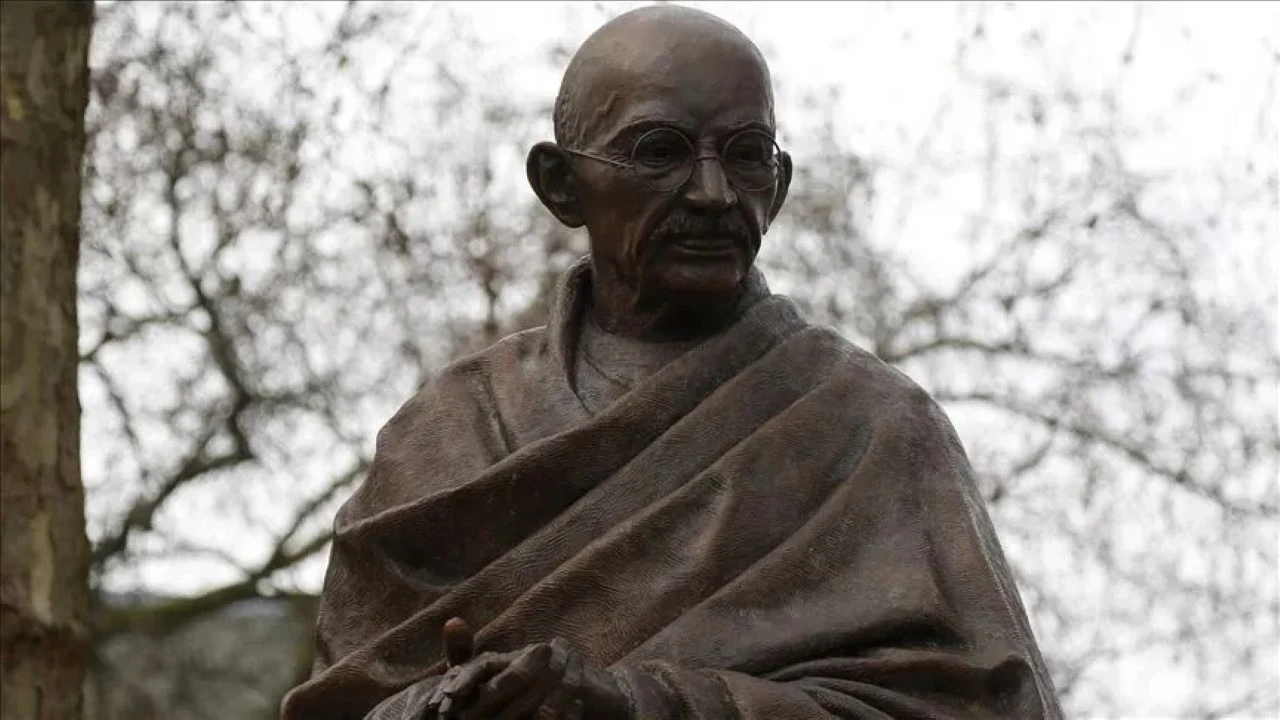 Gandhi Ödülü’ne 3 yıl hapis