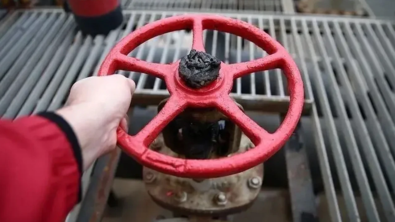 Doğal gaz fiyatı açıklandı: İşlem hacmi sert düştü, rakamlar dikkat çekti