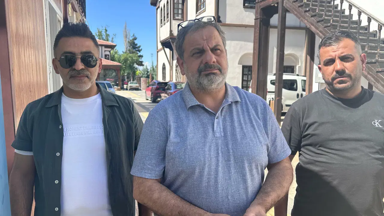 Malatya'da deprem sonrası yapılan iş yerleri bacasız: 'Kebapçı nasıl çalışacak'