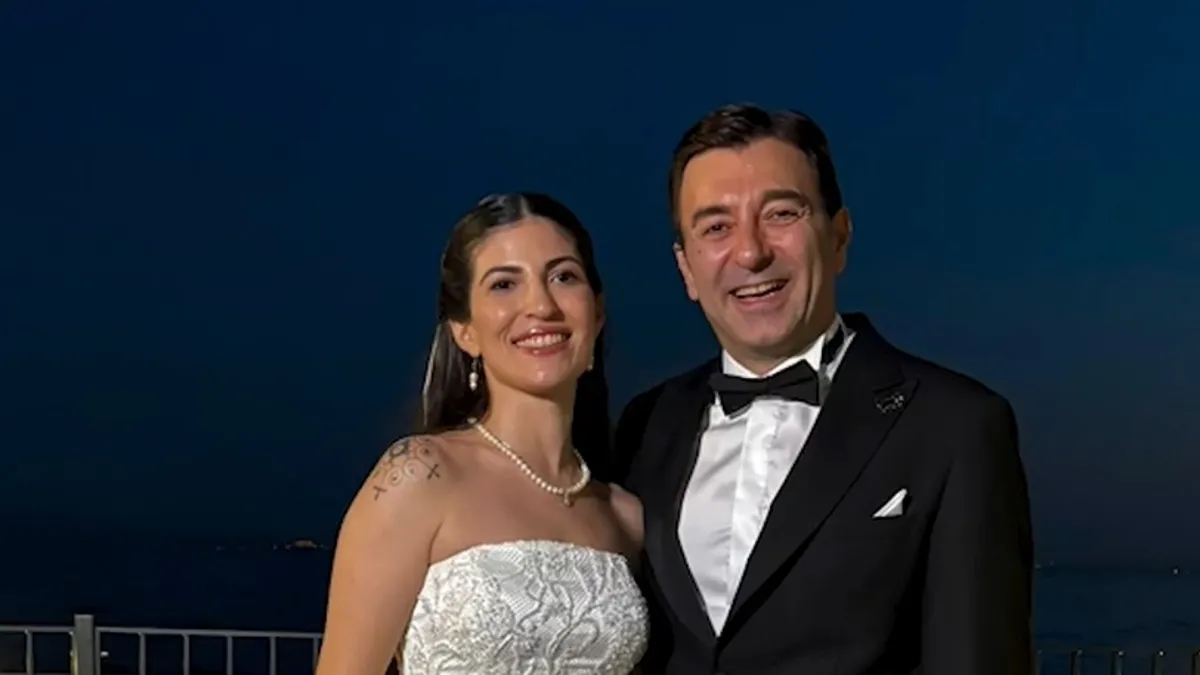 İki düğün bir nikah! Oyuncu Cem Uslu dünyaevine girdi! İşte düğünden yeni kareler!