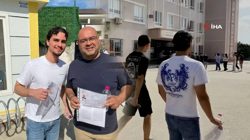 YKS'de baba-oğul dayanışması: 1 yıl birlikte çalıştılar, sınava beraber girdiler