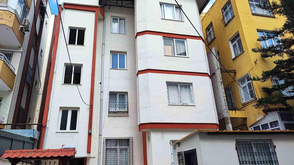 İcra müdür yardımcısı genç kadın düğününe iki ay kala evinde ölü bulundu
