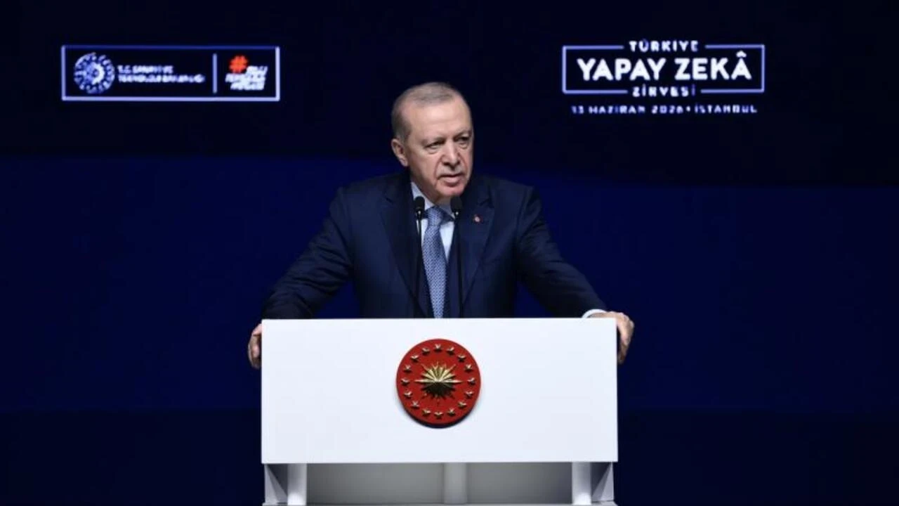 Cumhurbaşkanı Erdoğan'dan yapay zeka hamlesi! 5 milyon kişiye eğitim, 100 bin uzman hedefi