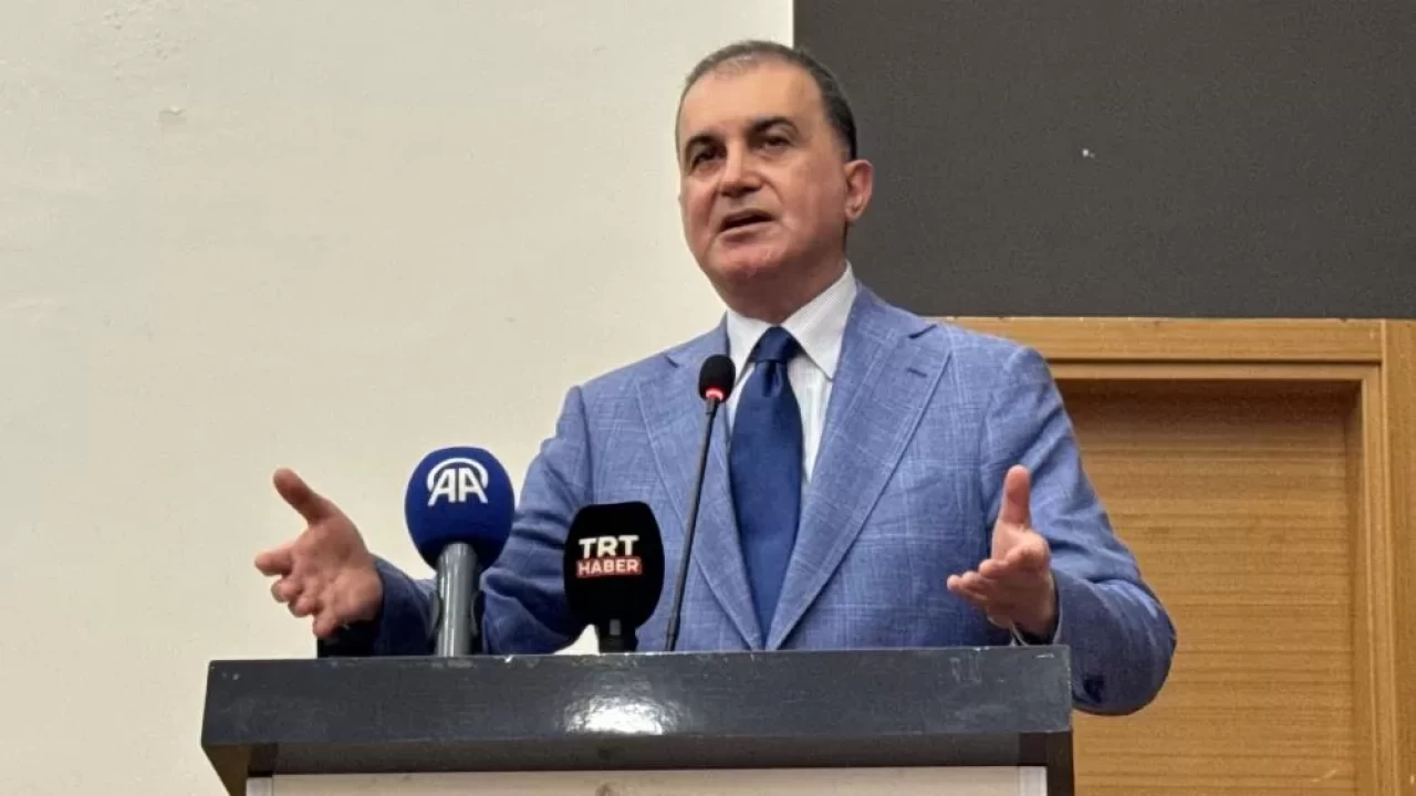 Ömer Çelik'ten 'Koç Holding' açıklaması: Saldırıları lanetliyoruz