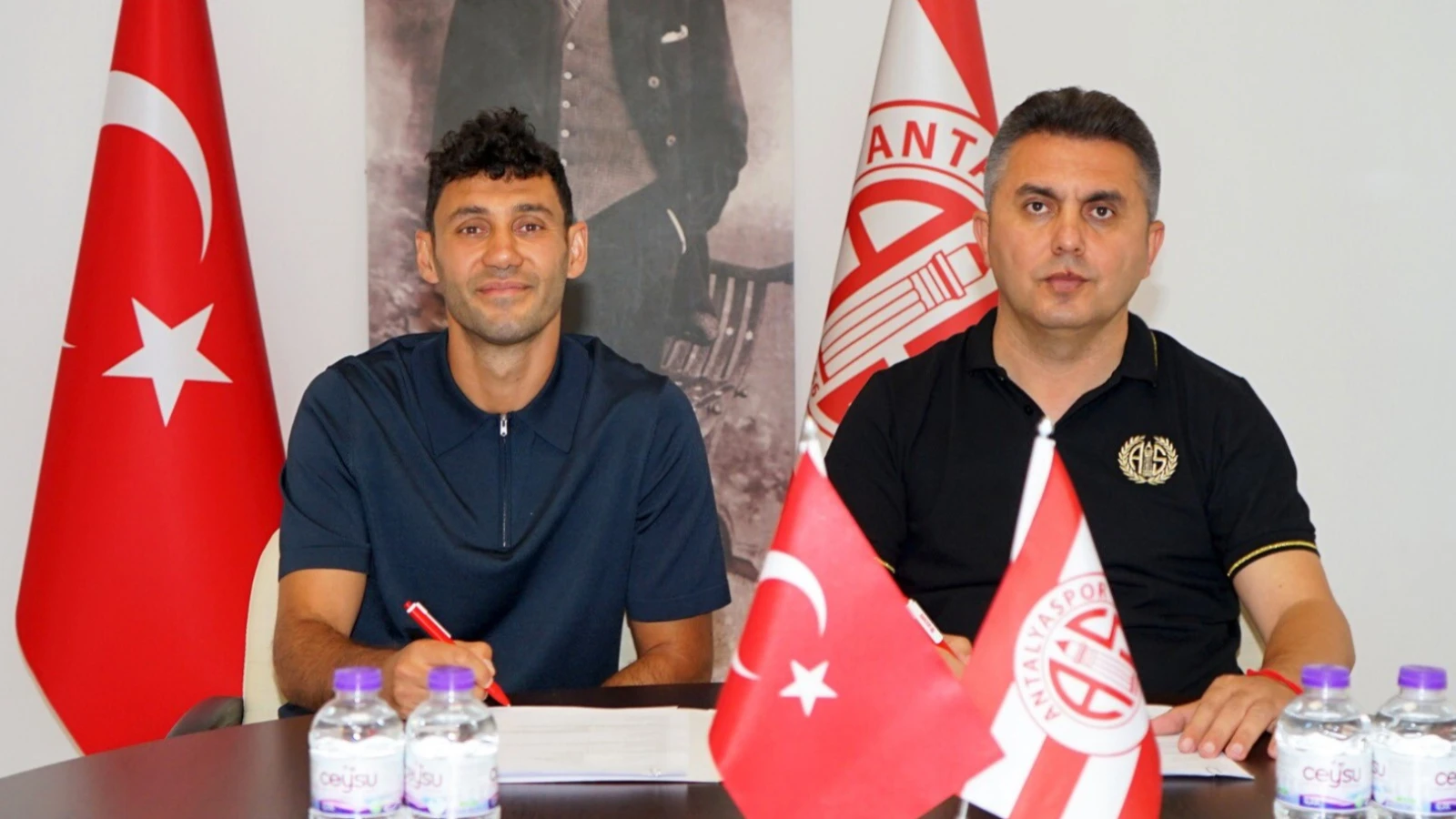 38 yaşındaki Veysel Sarı'dan 1 yıllık imza