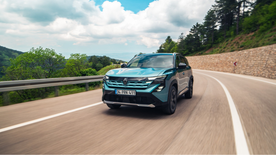 Renault CEO'sundan net mesaj: Türkiye'ye ne söz verdiysek yaptık