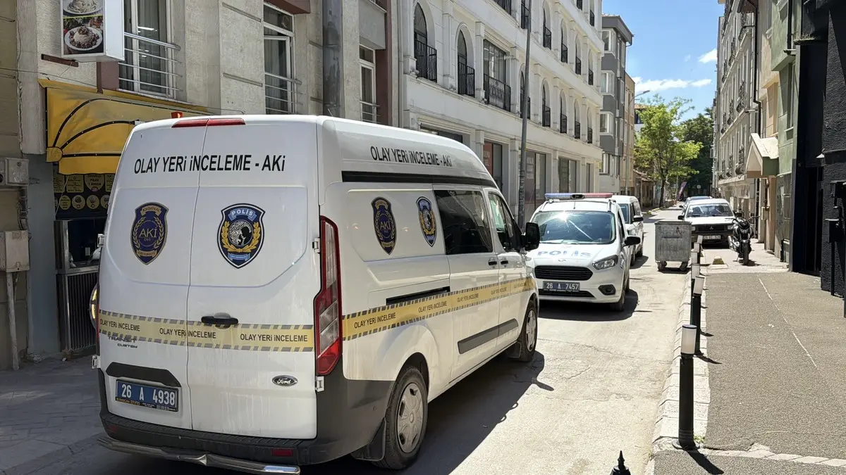 Eskişehir'de bir kişi konakladığı apart odasında ölü bulundu