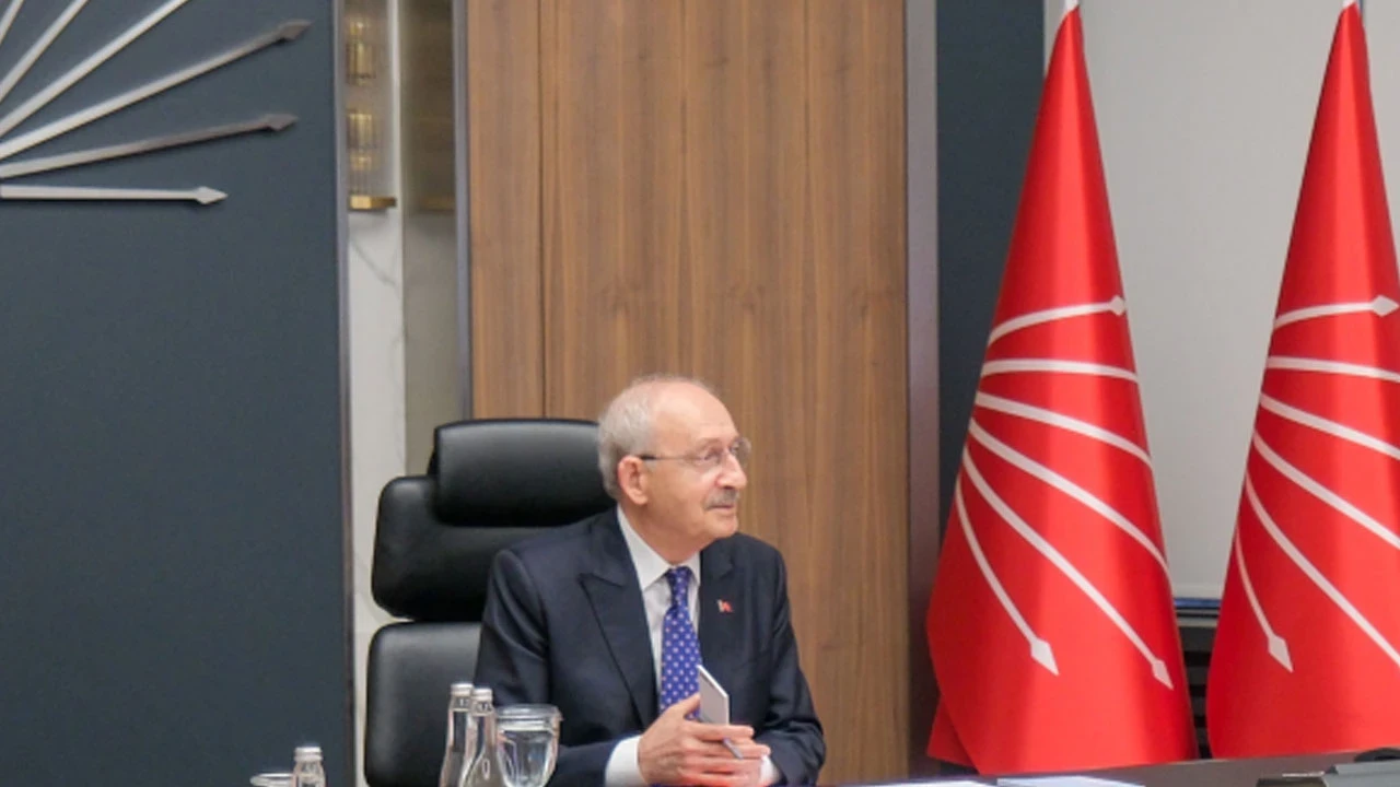 Kılıçdaroğlu MYK'yı yeniden topladı, grup toplantısı kararı netleşti