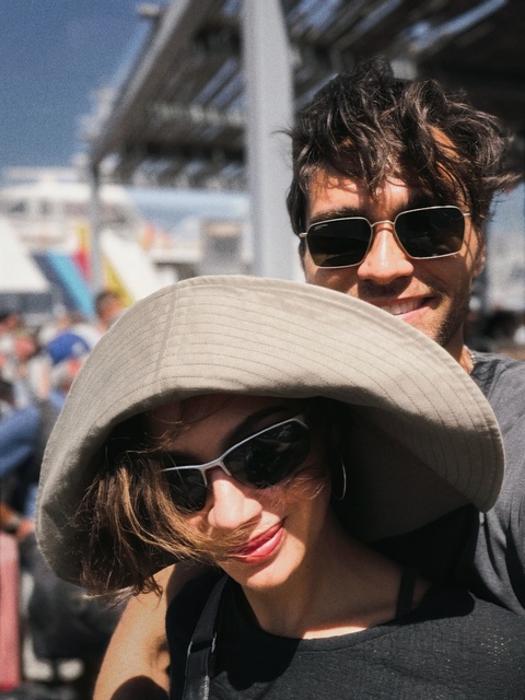 Birce Akalay ve Hakan Kurtaş'tan tatil pozları