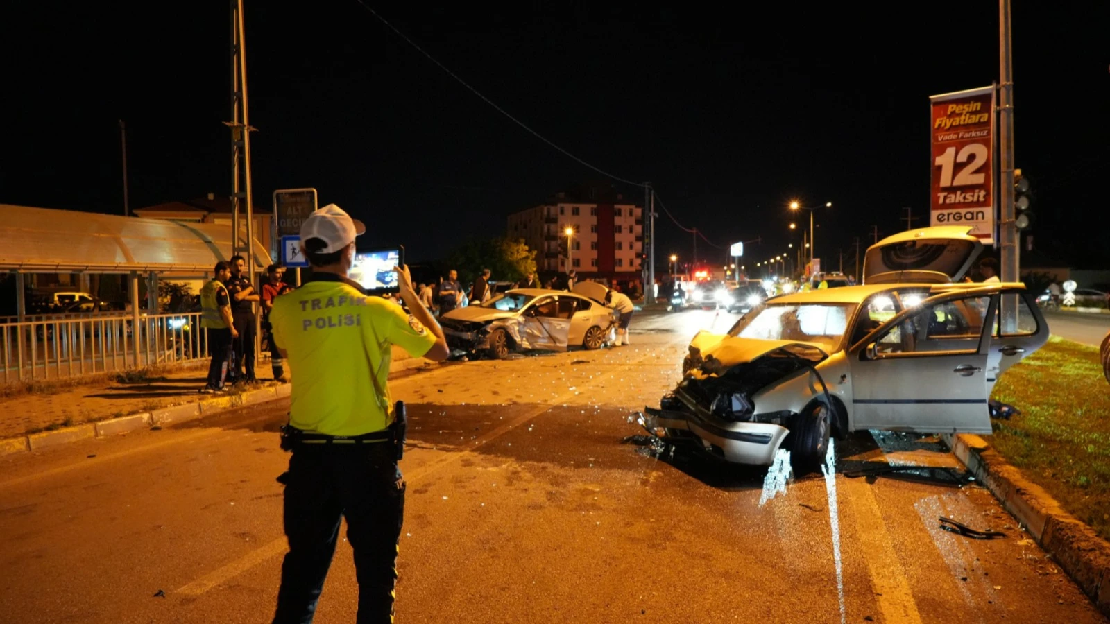 Erzincan'da korkunç kaza: 5 yaralı