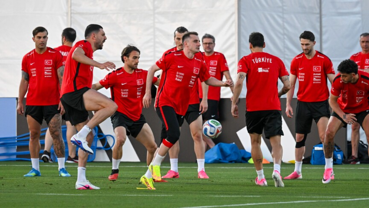 Milli futbolcular, Paraguay maçında galibiyete odaklandı