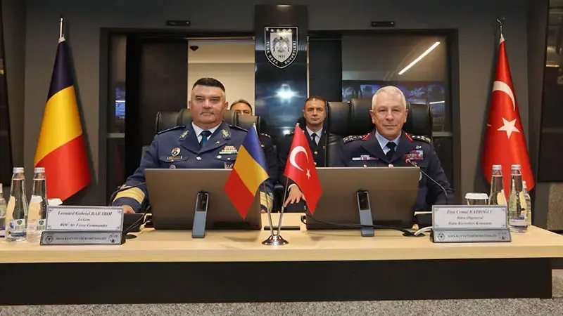 Romanya Hava Kuvvetleri Komutanı Korgeneral Baraboi, Hava Kuvvetleri Karargahını ziyaret etti