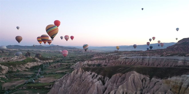 Yılın ilk yarısında 13 bin balon uçuşuyla 308 bin yolcu seyahat etti