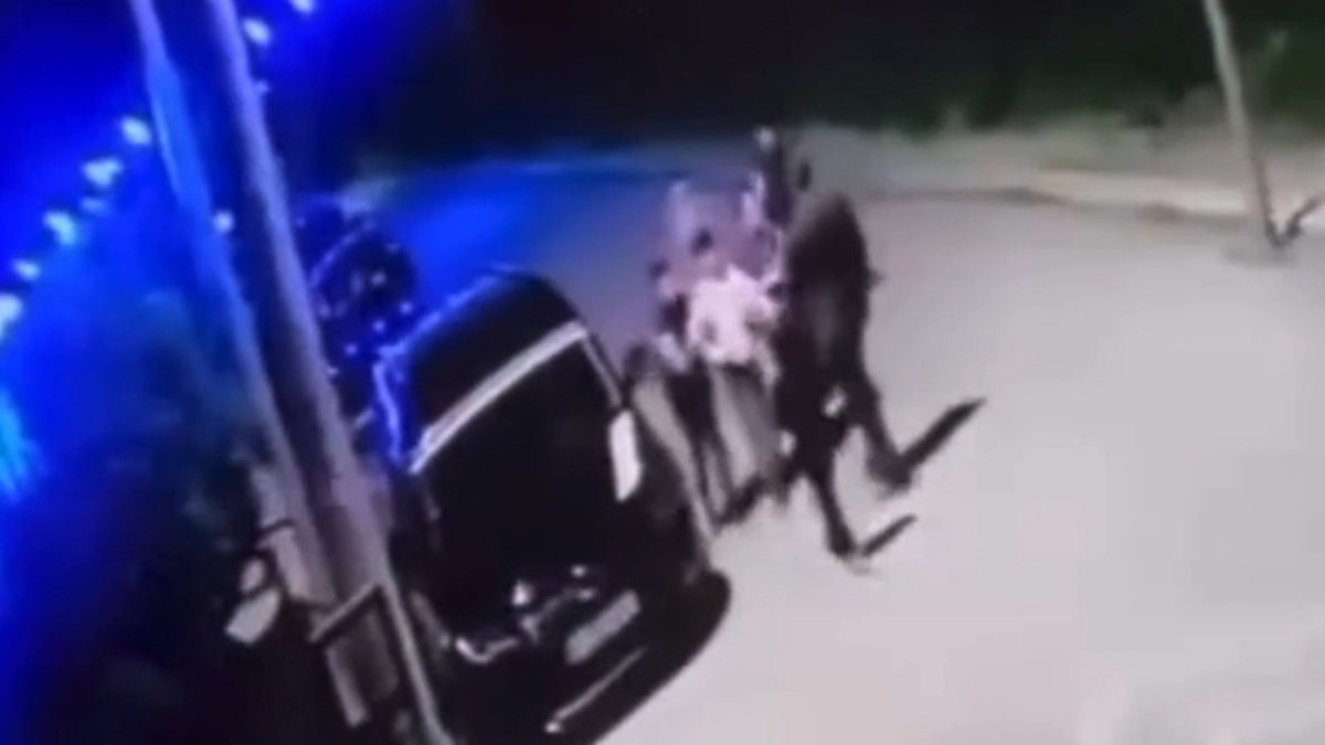 Afyonkarahisar'da iki çocuğun kavgasına baba müdahalesi kan dondurdu! Tekme tokat öldüresiye darp etti!