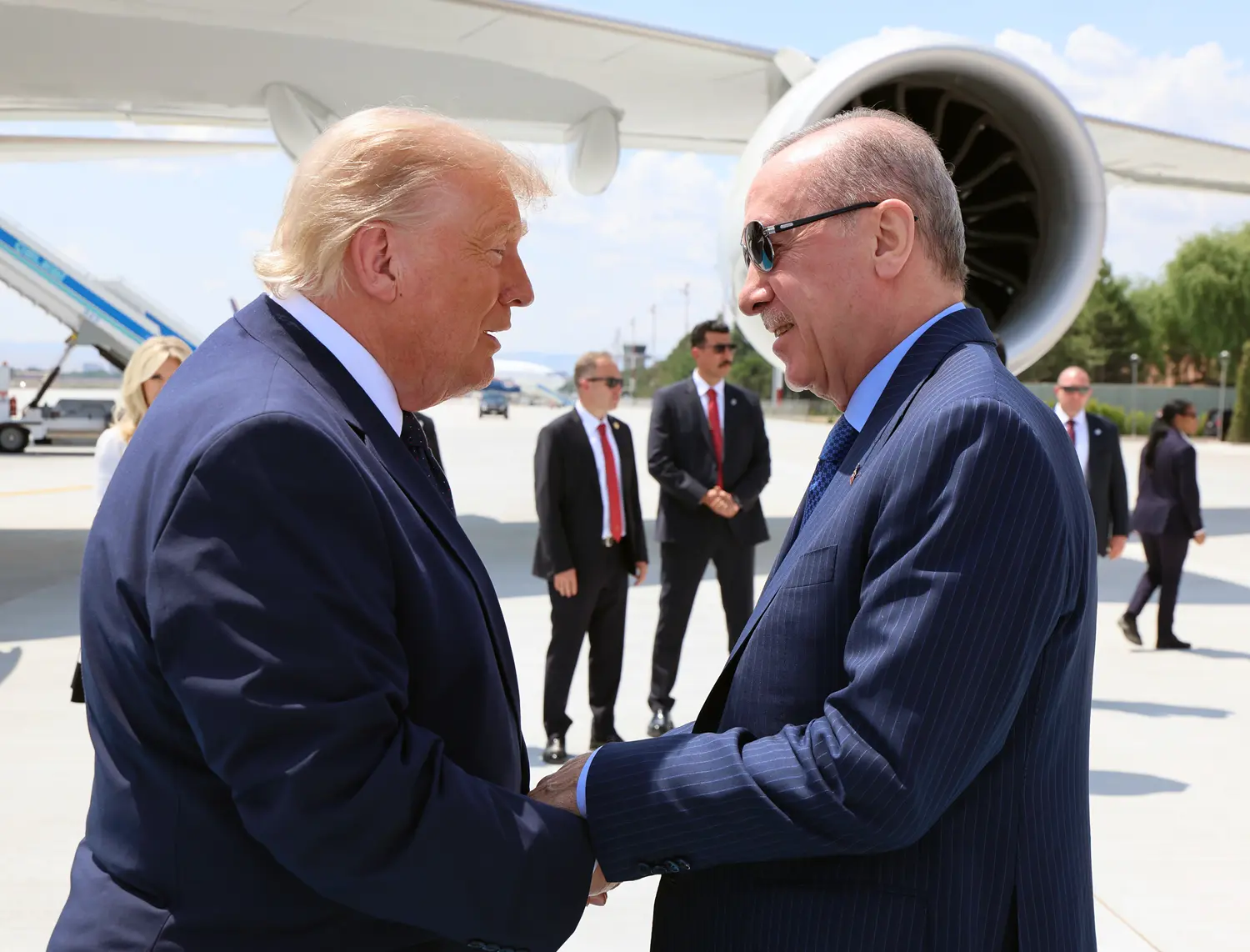 Cumhurbaşkanı Erdoğan, Trump'ı resmi törenle karşılıyor