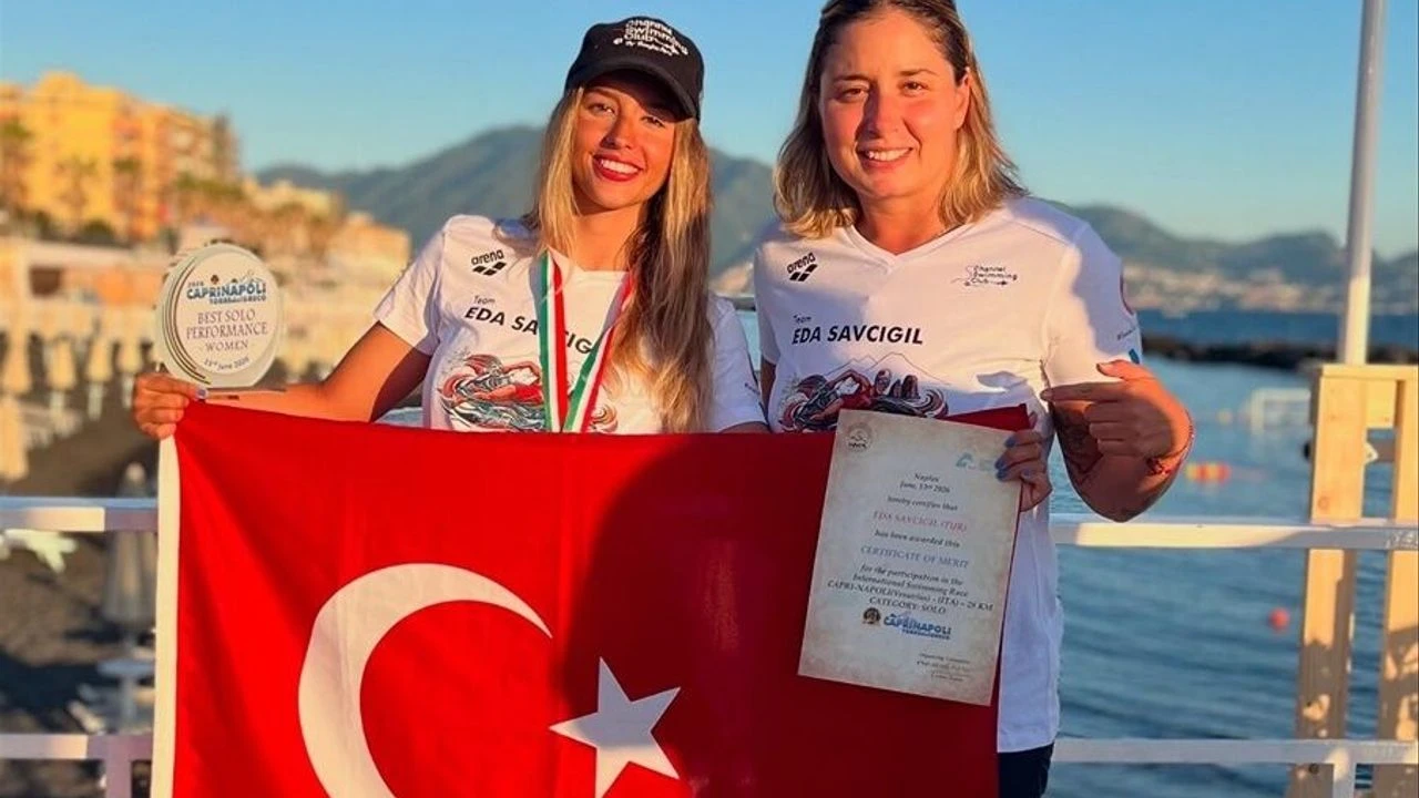 Ultra maraton yüzücüsü Eda Savcıgil'den İtalya'da "tarihi" birincilik