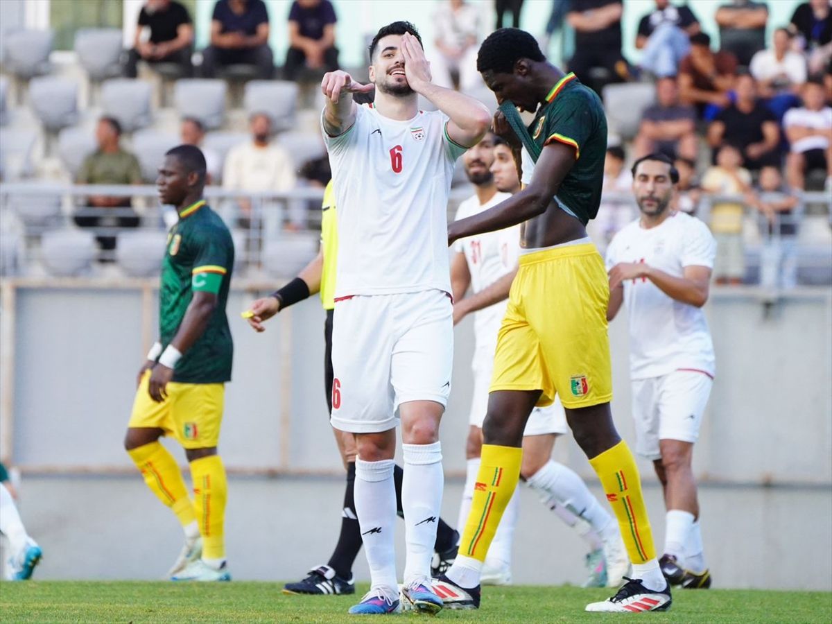 İran, Antalya'daki hazırlık maçında Mali'yi 2-0 yendi