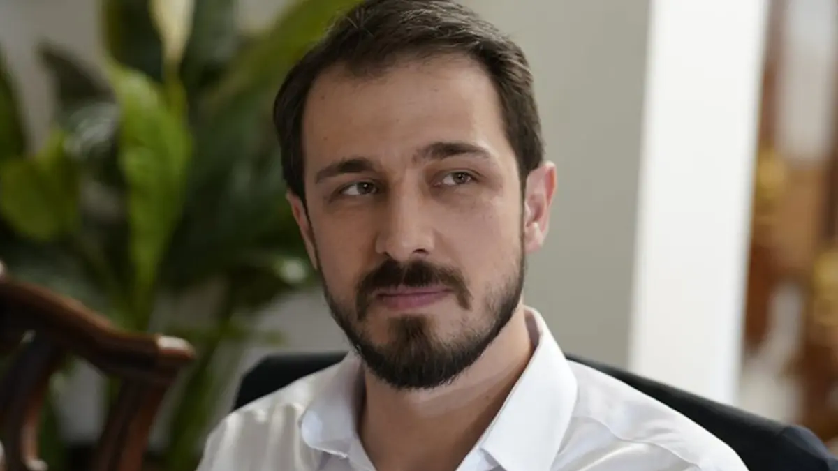 Kızılcık Şerbeti'nin Mustafa'sıydı... Emrah Altıntoprak'ın yeni imajı şaşırtıyor!