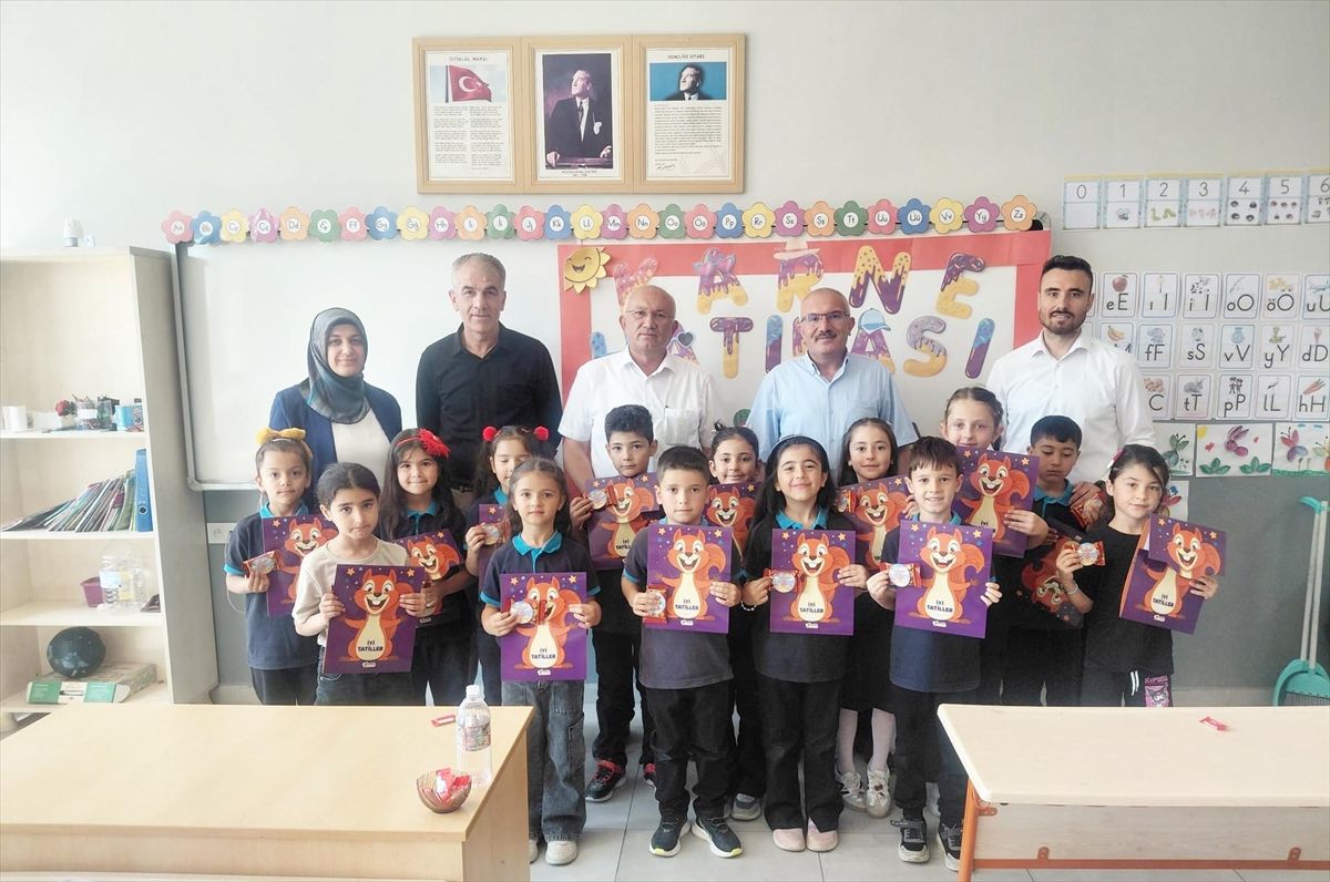 Sorgun'da 14 bin 249 öğrenci karne heyecanı