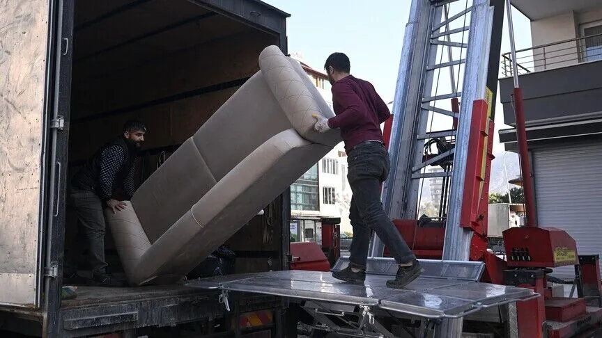 Türkiye'de geçen yıl yaklaşık 500 bin kişi iş ve tayin için taşındı