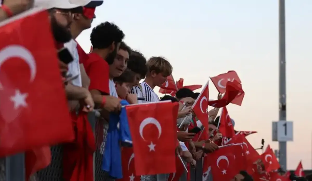 Millilere, Arizona’da yoğun ilgi