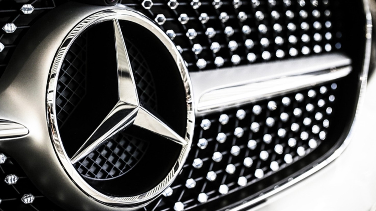 Mercedes-Benz'e ikinci çeyrek dopingi: Hisseler yüzde 5'i aştı