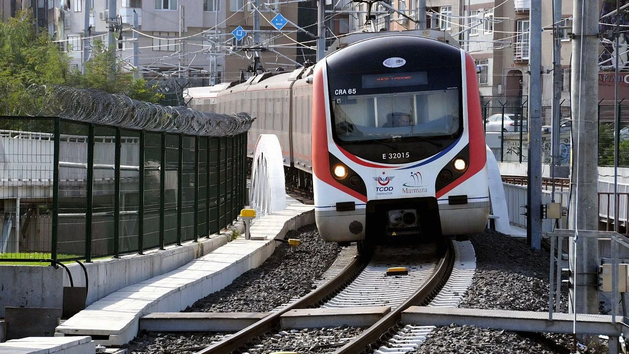 Marmaray'da bir kişi yaşamına son verdi