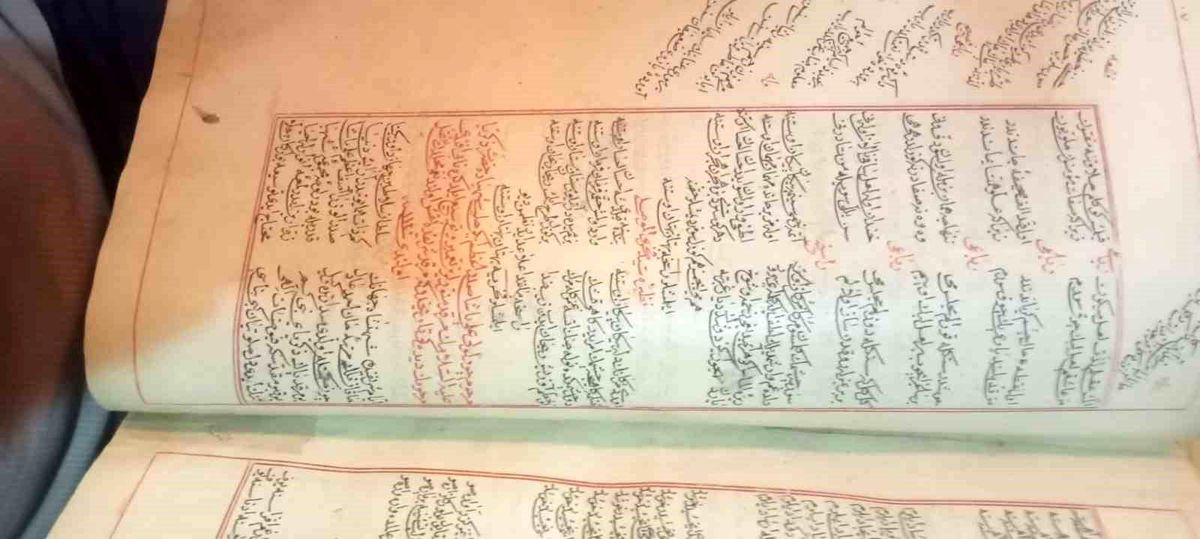 Bir sahafın sessiz misafiri: Asırlık Nâbî Divanı Erzurum'da keşfedildi