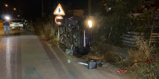 Bursa'nın kontrolden çıkan cip takla attı: 2 yaralı