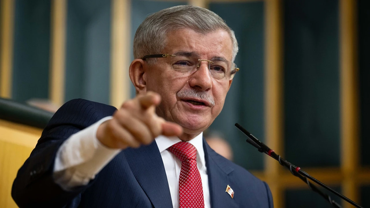 "Mutlak butlan" kararı! Ahmet Davutoğlu'ndan olay çıkış: "CHP'lilere söylüyorum..."