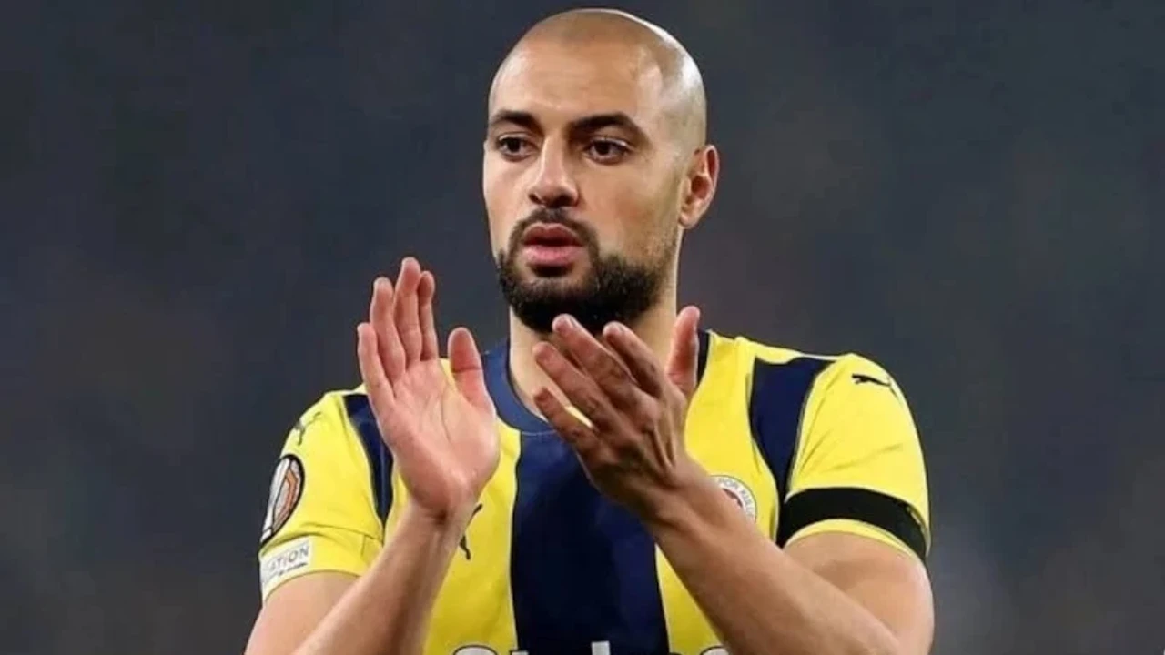 Amrabat transferinde Real Betis'e ret
