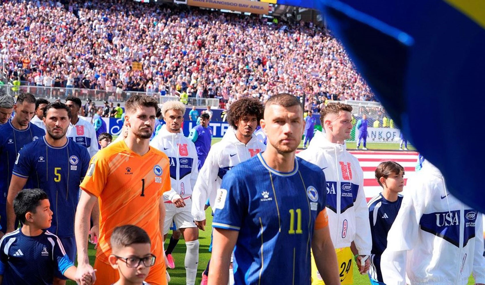 ABD-Bosna Hersek maçında 2 gol 1 kırmızı kart: Dzeko maçı tamamlayamadı