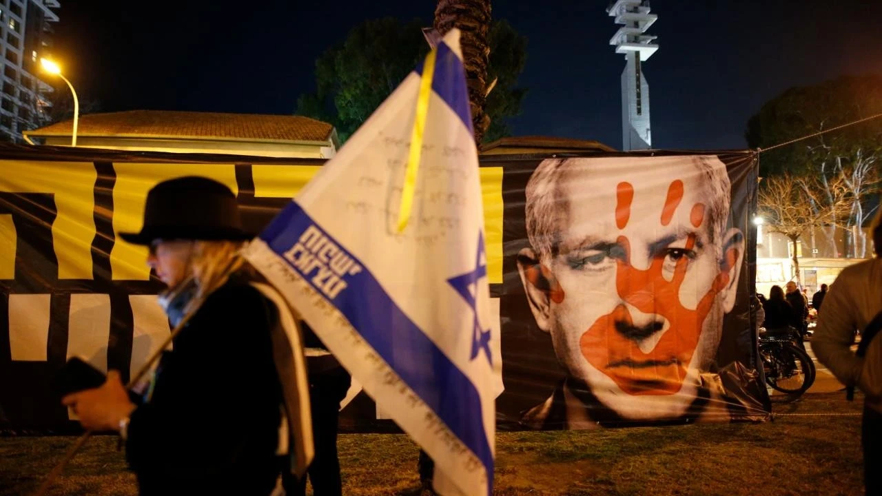 İstenmeyen adam: Netanyahu! Eli kanlı katile soğuk duş: İsrailliler de nefret ediyor