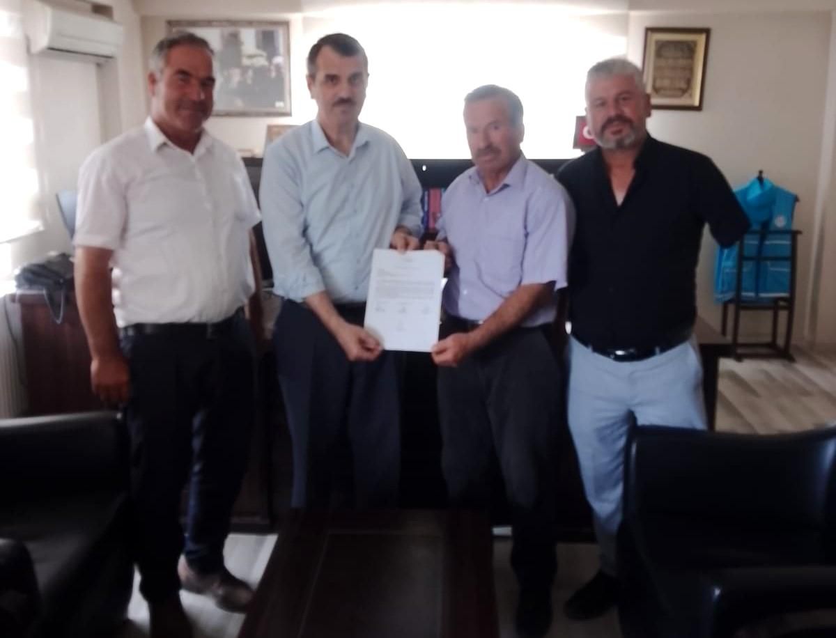 Selendi'de hayırseverlerin yaptırdığı Aloşlar Camii ibadete hazır