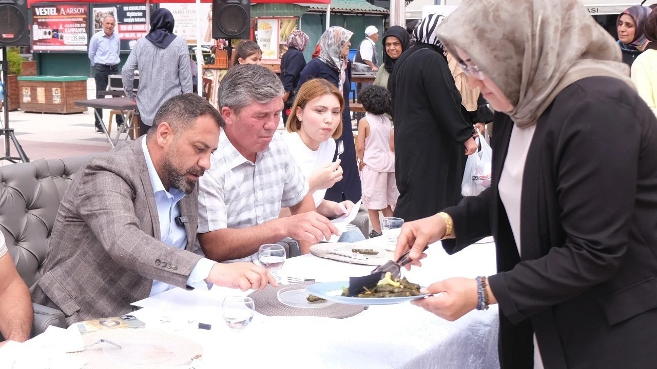 En iyi yaprak sarmasını kim yaptı?: Bu sergi kaçmaz