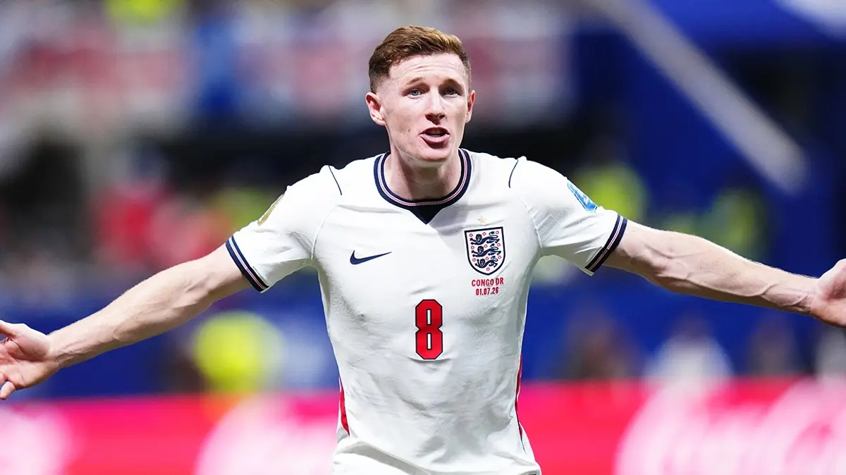Kulüp tarihine geçen transfer! Elliot Anderson 136 milyon euroya imzayı attı