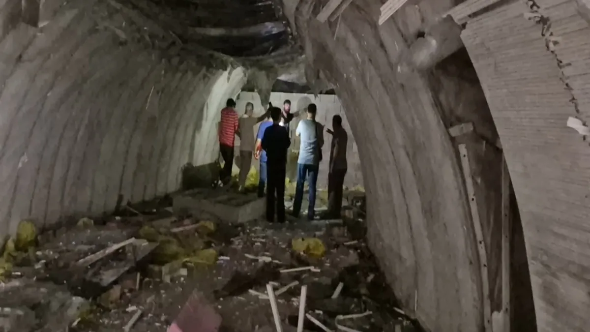 Yıkılan iş hanının altından çıktı: Görenler gözlerine inanamadı! Tam 83 yıllık yapı...