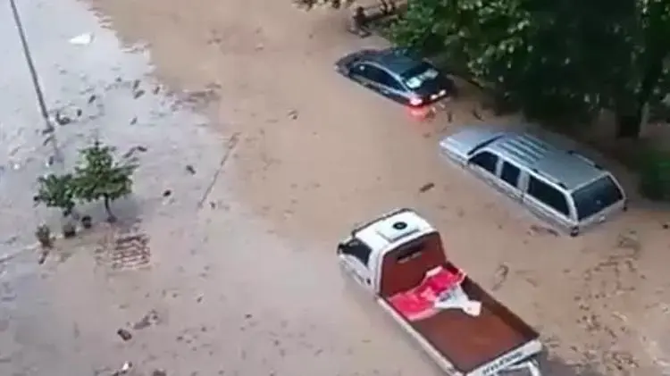 Kastamonu'da selin izleri siliniyor