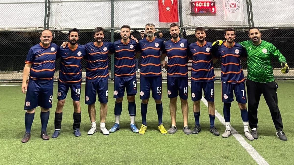 Fen Fakültesi namağlup şampiyon oldu
